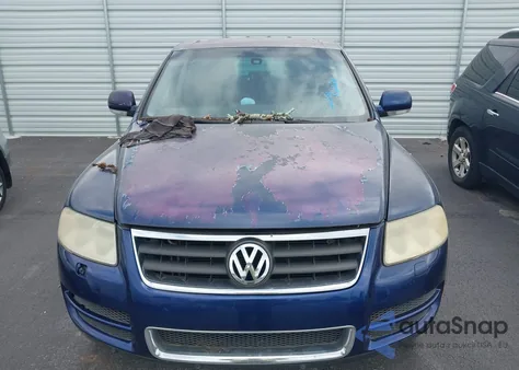 2006 Volkswagen Touareg V8 z USA, uszkodzony, nr VIN WVGZM77L86D020255